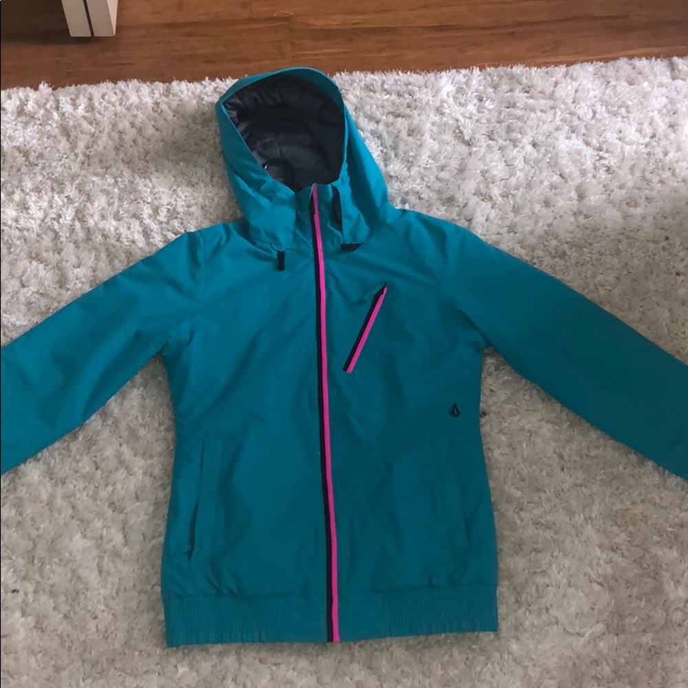 Women’s volcom ski jacket